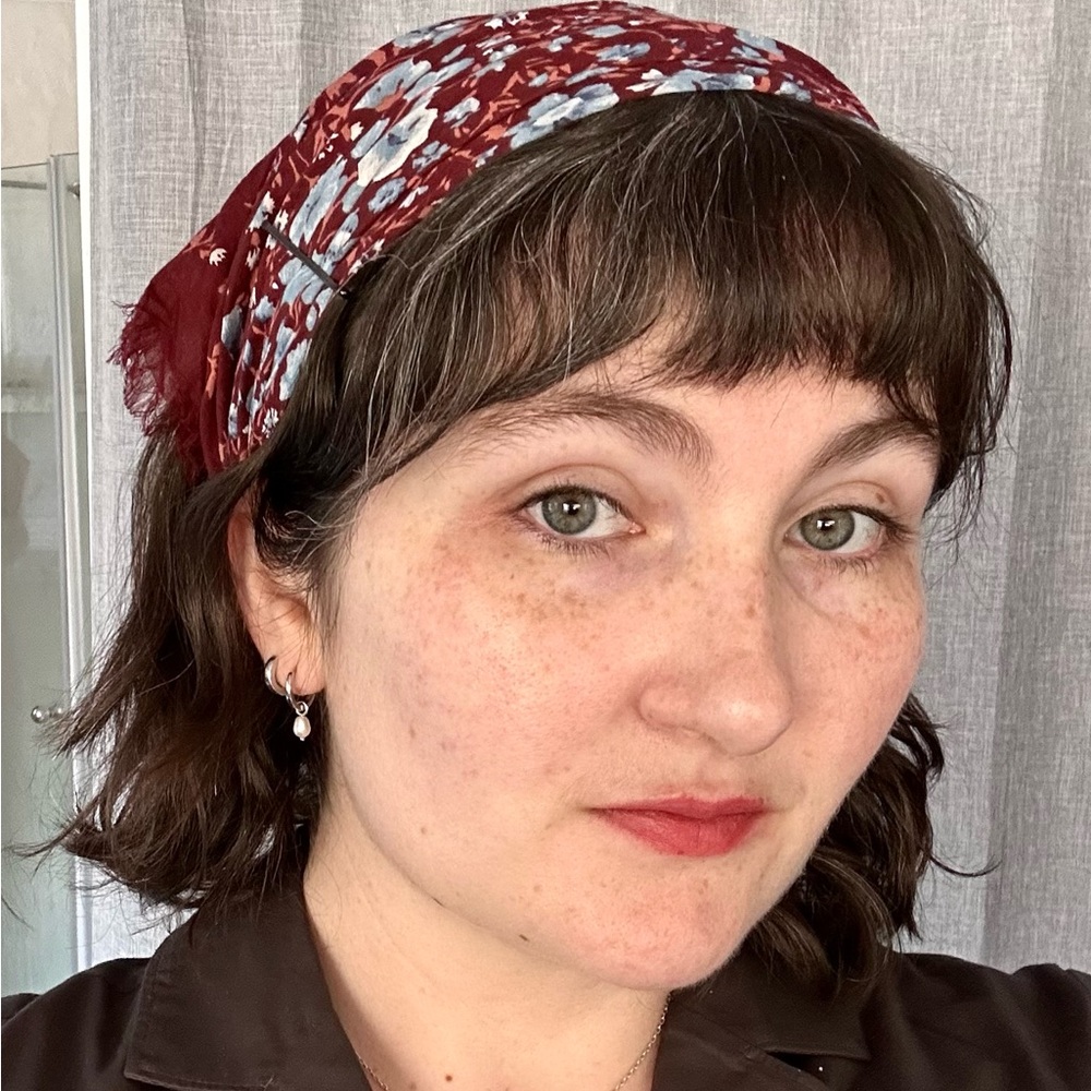 Meet your Posher, Madeleine